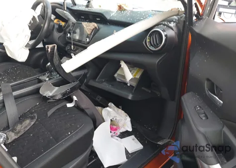 2021 Nissan Kicks Sv Xtronic Cvt из США, поврежденный, VIN 3N1CP5CV9ML515037